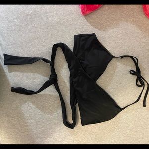NWT - Aerie wrap bikini top, size XL.